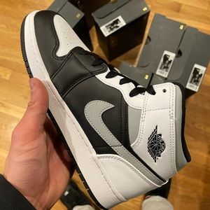 Jordan 1 mid Shadow GS